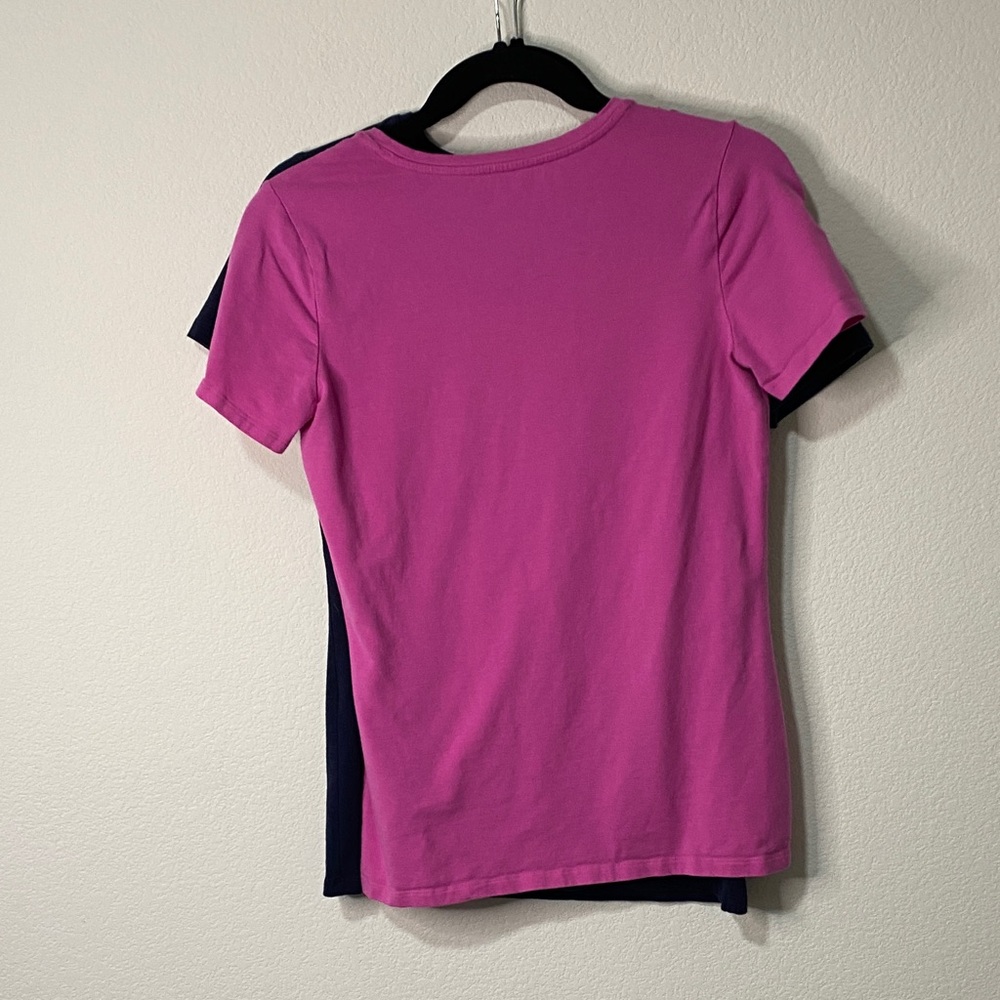 Lot of 2 V-Neck Women's Tops - Pink and Navy Short Sleeve Tee T-shirt - Picture 3 of 8